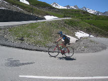 Group ride in the Alpes